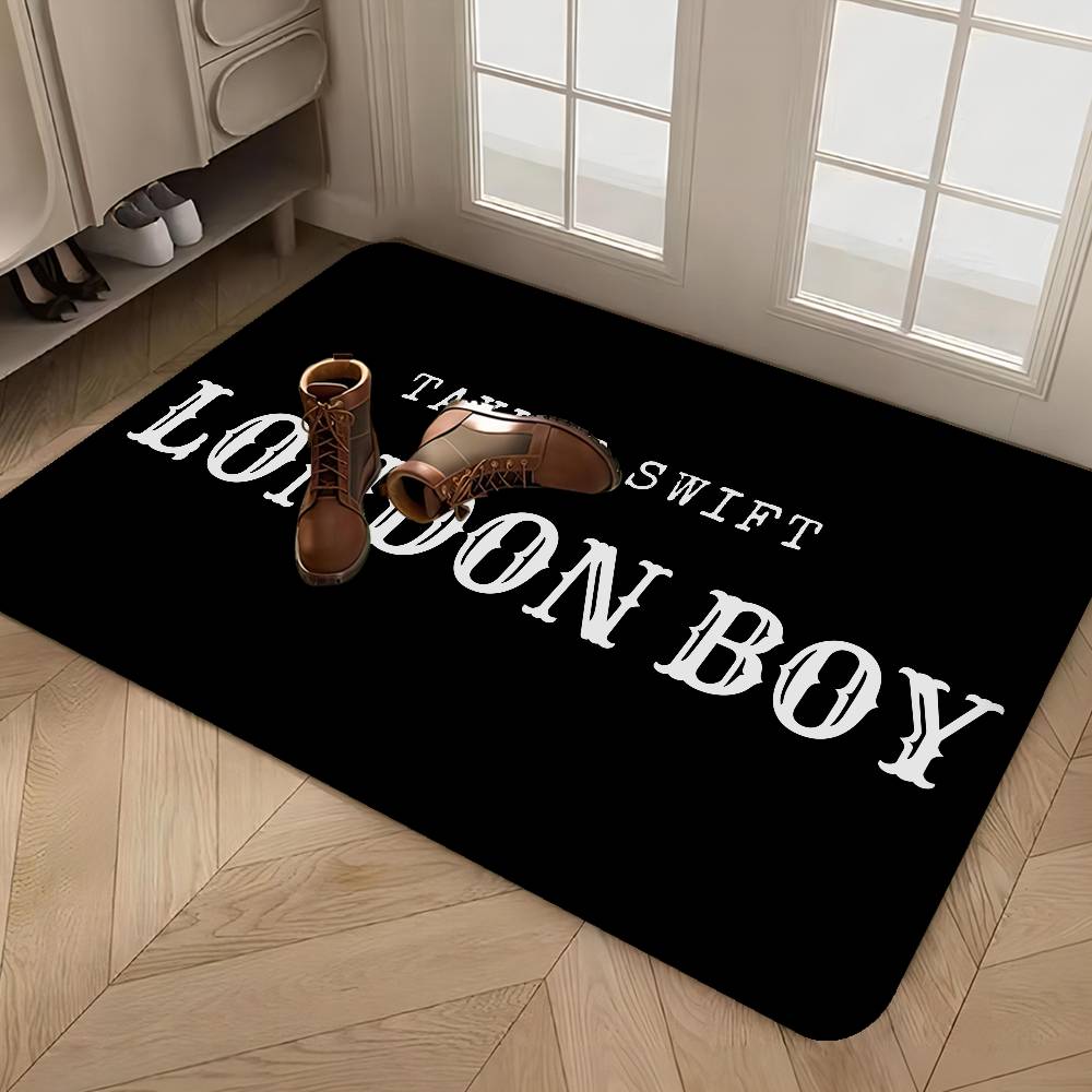 Классический коврик с логотипо – обзор и цена Home Textiles London